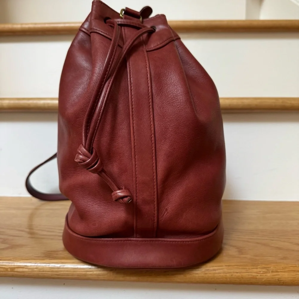 Vintage Coach Duffle Drawstring 4022 Shoulder Bag Bucket in Wine Red Leather - Picture 5 of 12